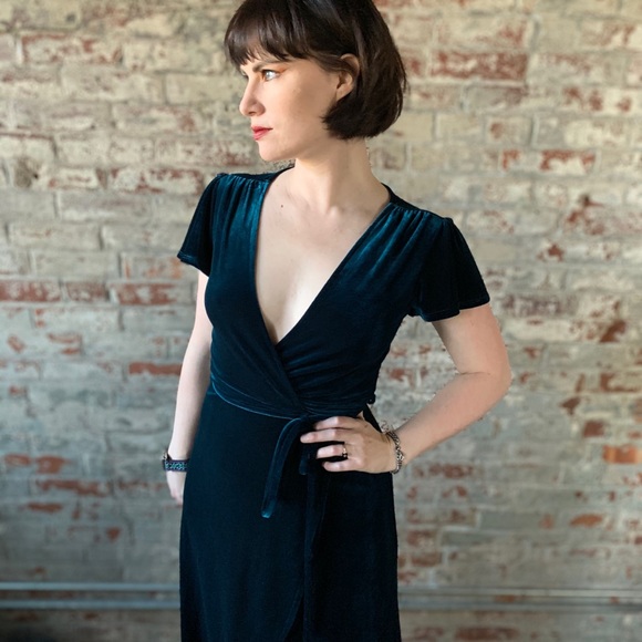 Bhldn Thrive Velvet Wrap Dress 